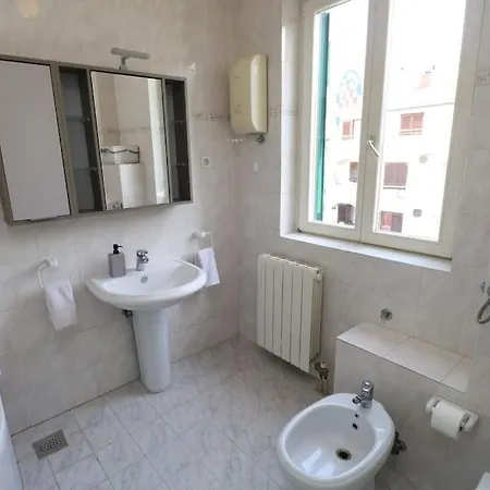 Comfort & Bright 3 Bedroom