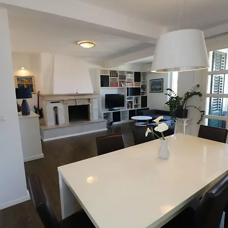 Comfort & Bright 3 Bedroom *