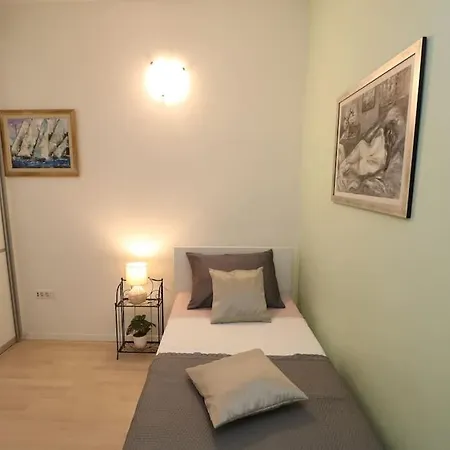 Comfort & Bright 3 Bedroom Сплит